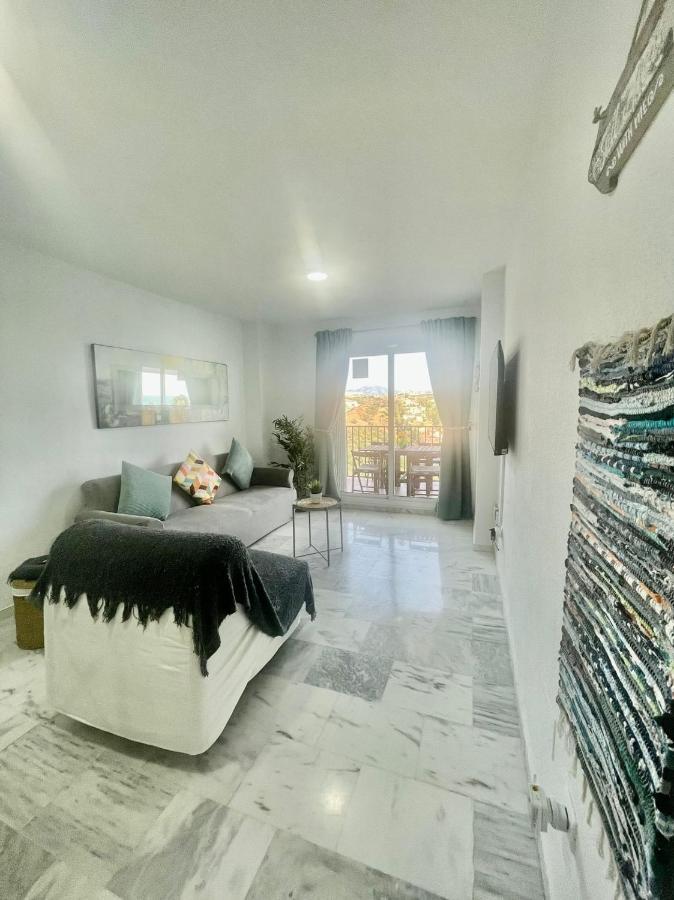 Two Bed, Two Bath Apartment With Sea Views - Angel De Miraflores Màlaga Exteriér fotografie