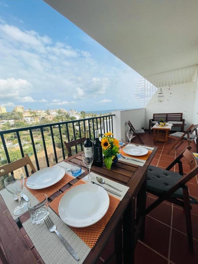 Two Bed, Two Bath Apartment With Sea Views - Angel De Miraflores Màlaga Exteriér fotografie