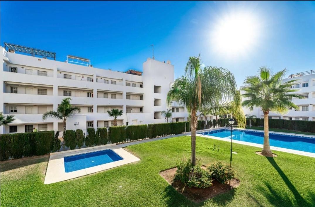 Two Bed, Two Bath Apartment With Sea Views - Angel De Miraflores Màlaga Exteriér fotografie